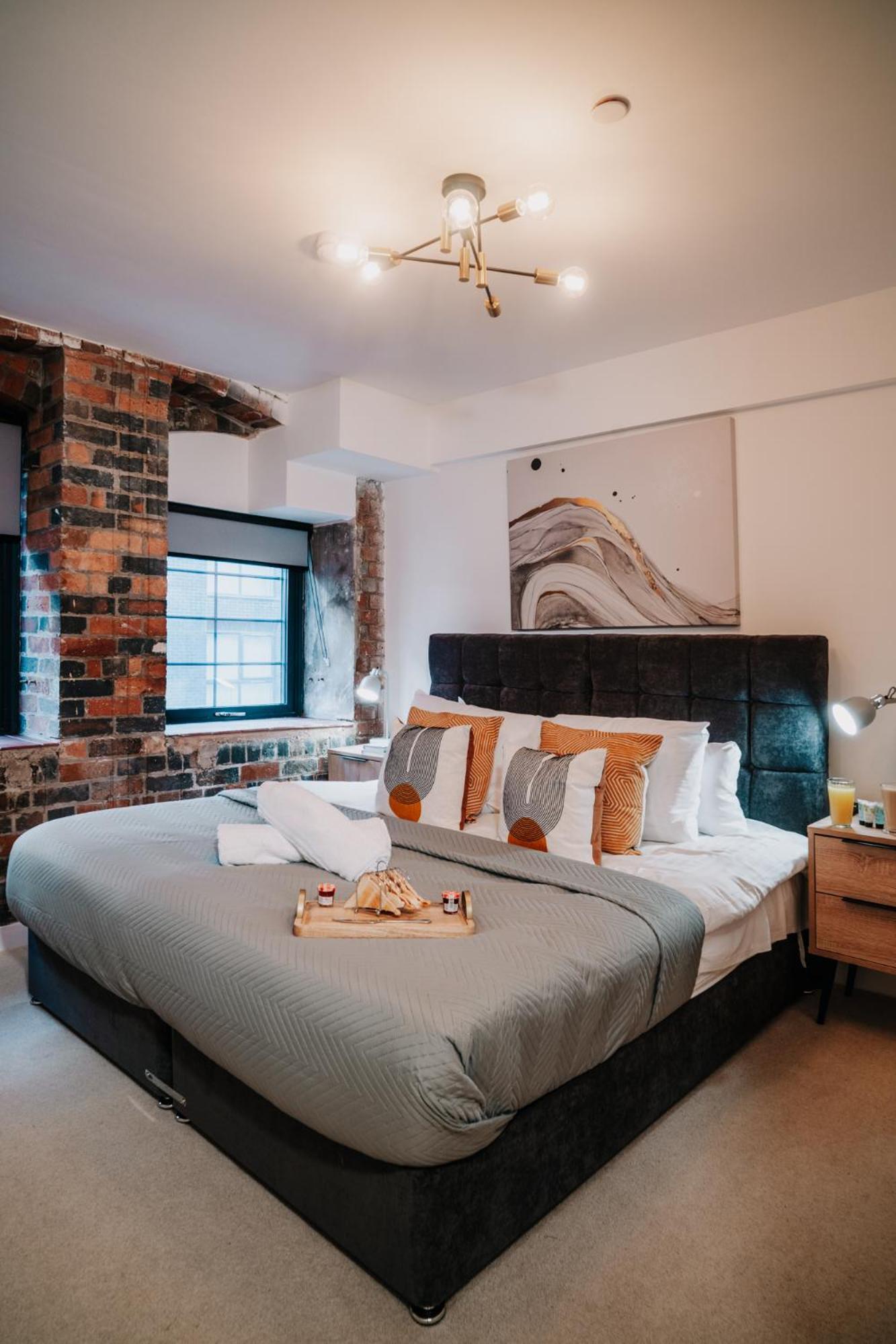 Stunning Duplex In Centre Wifi Family Contractor Apartment Birmingham