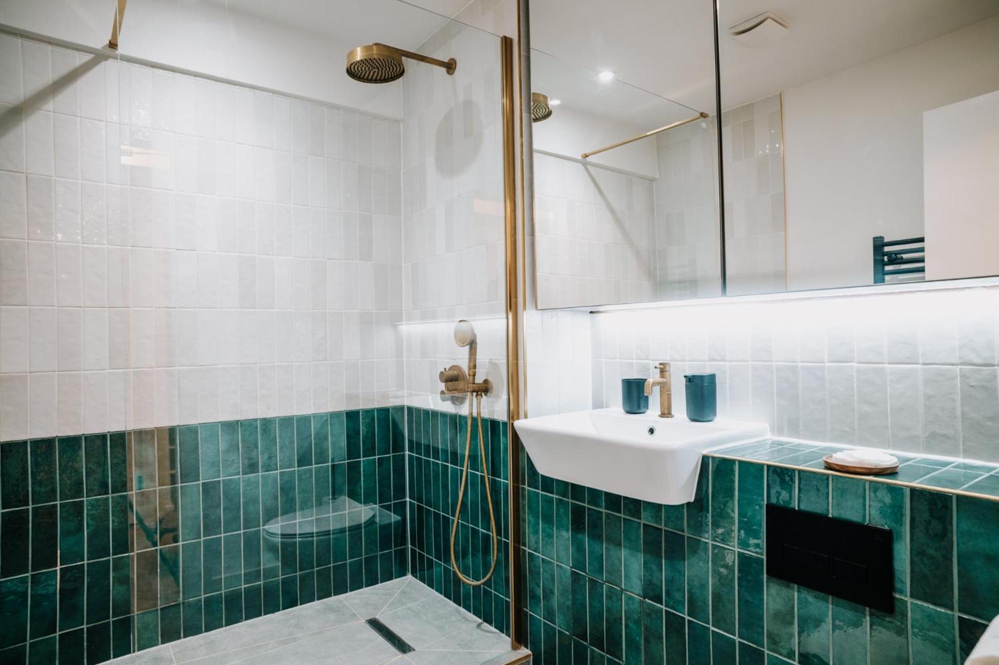 Stunning Duplex In Centre Wifi Family Contractor *