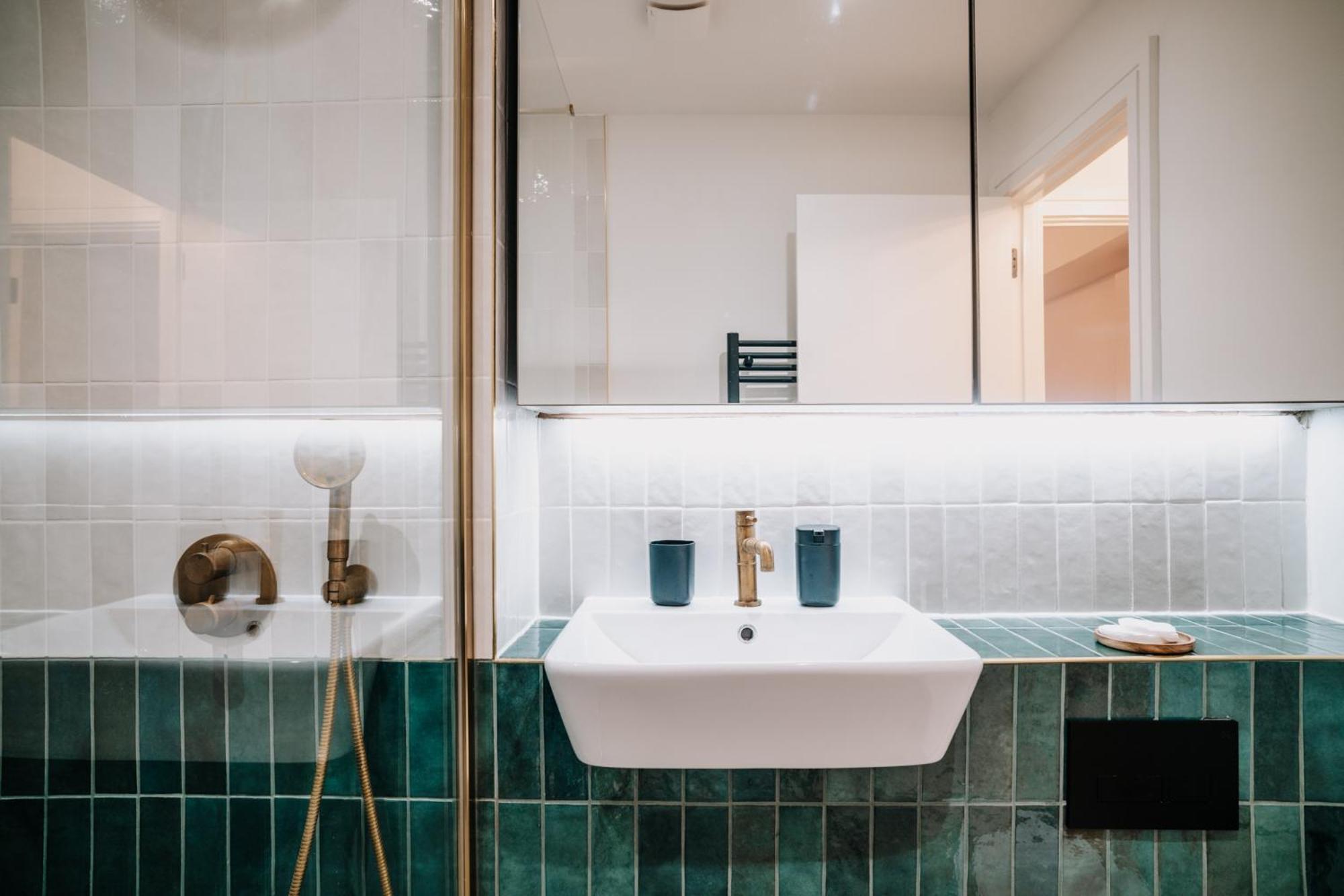 Stunning Duplex In Centre Wifi Family Contractor Apartment *