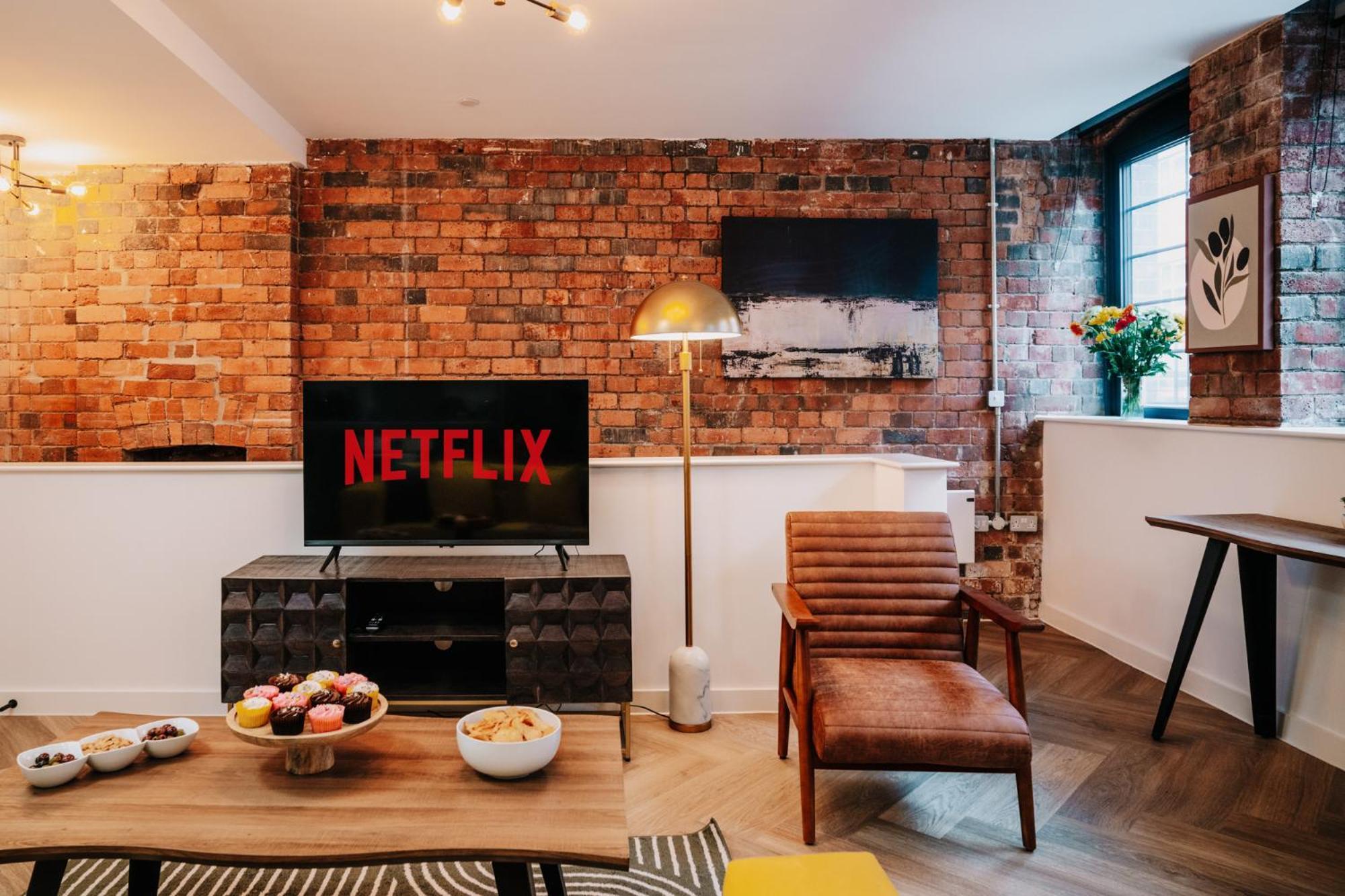 Stunning Duplex In Centre Wifi Family Contractor * Birmingham